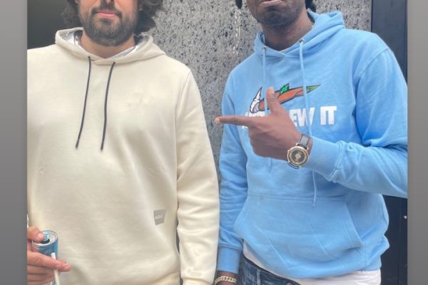 6B9ABE89-EEBE-4A10-8A31-0C8D09C9B6B1